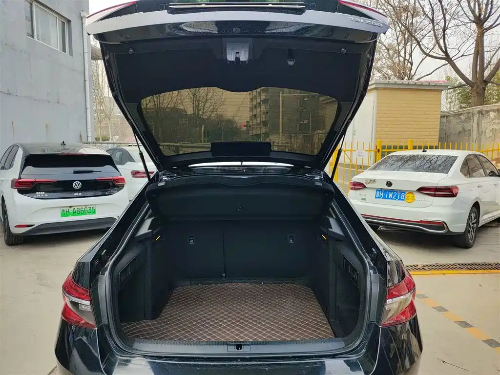Škoda Superb 2019 TSI280 DSG Standard Edition фото 19