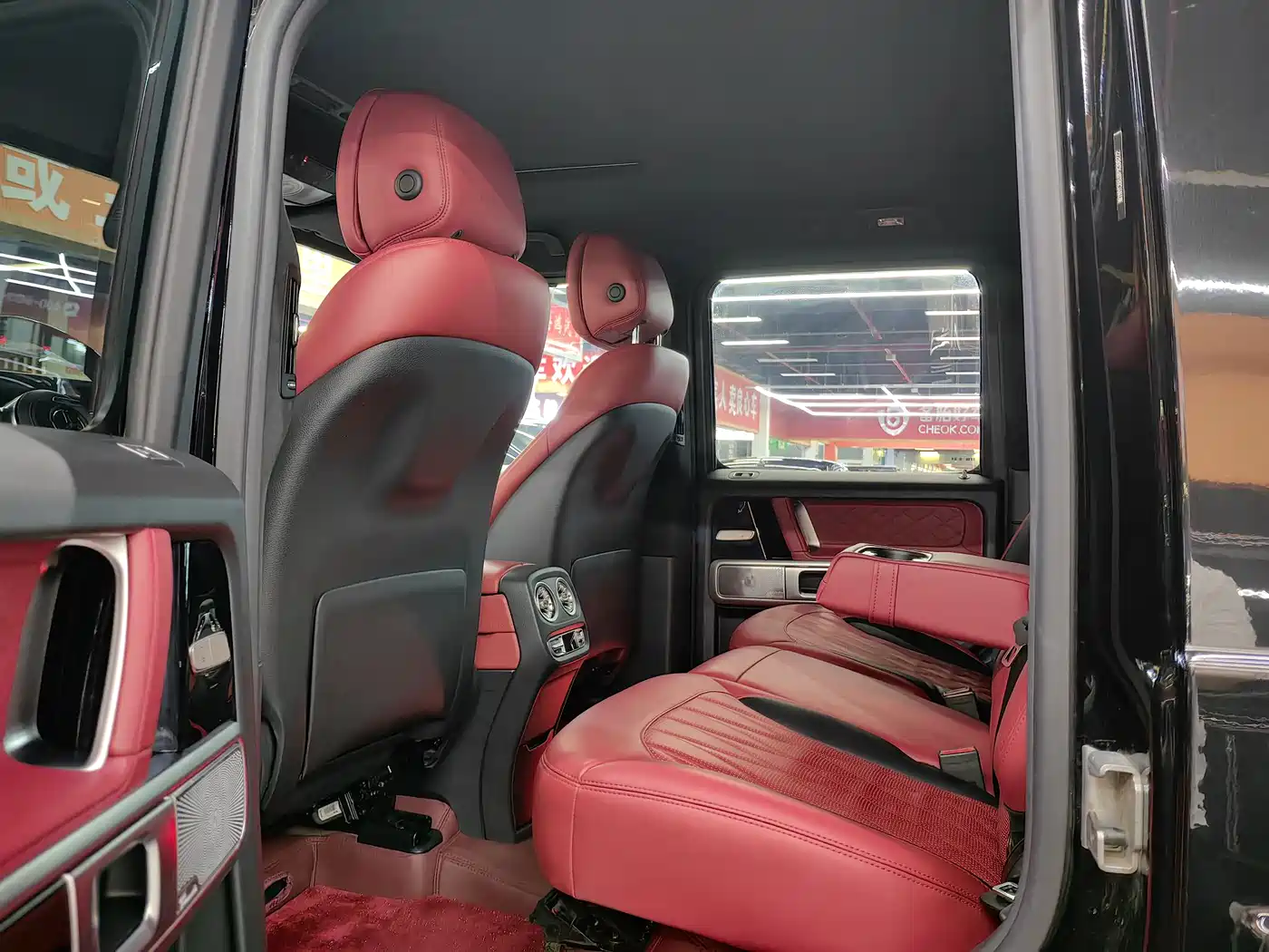 Mercedes-Benz G-Class фото 11