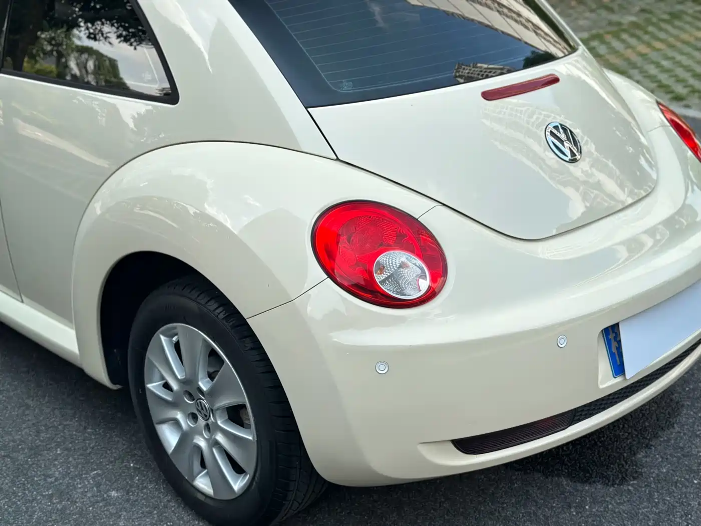 Volkswagen Beetle 2010 Model 1.6 AT фото 7