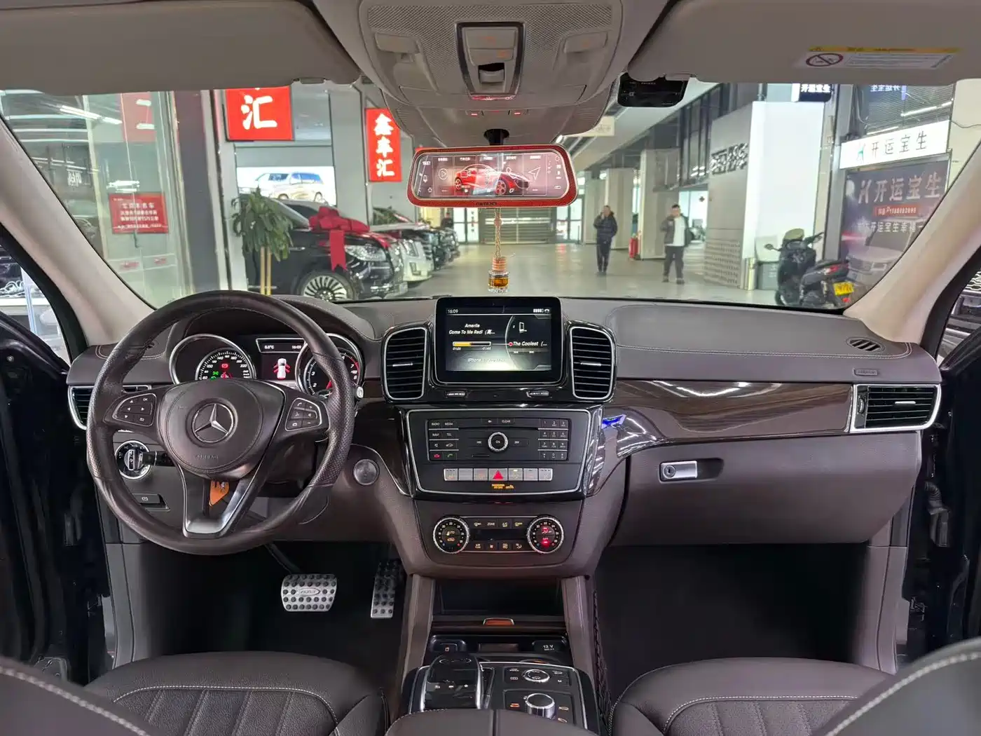 Mercedes-Benz GLS 2018 GLS 400 4MATIC Dynamic фото 4