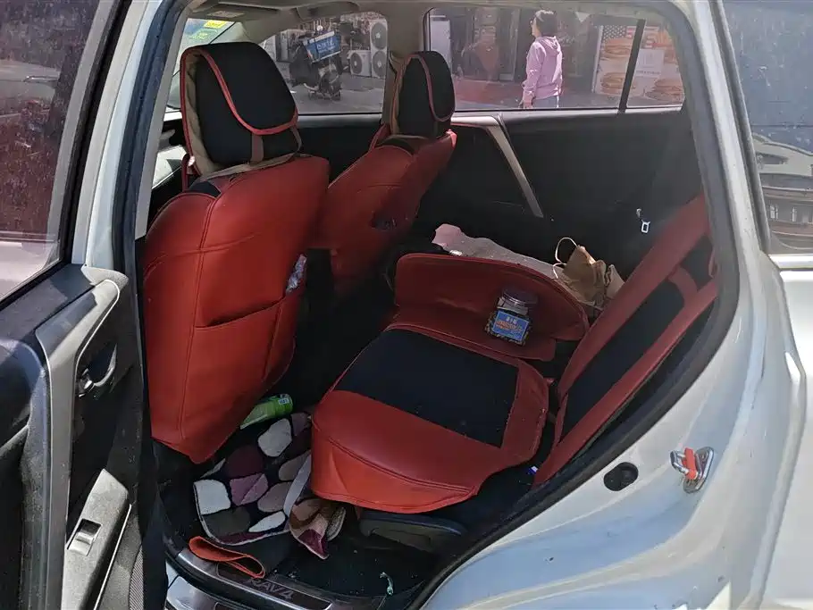 Toyota RAV4 Rongfang 2018 2.0L CVT 2WD Trend X Edition фото 11