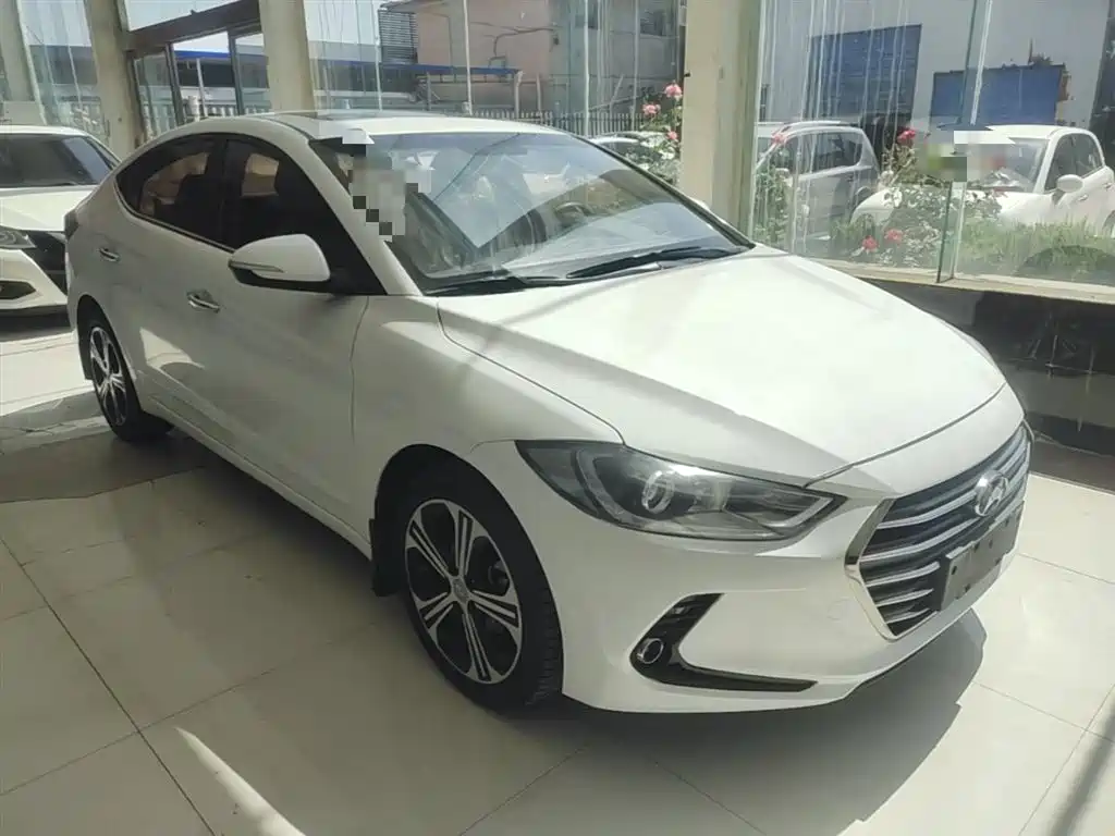 Hyundai Elantra 2018 1.4T DCT Dynamic·Vitality Model фото 4