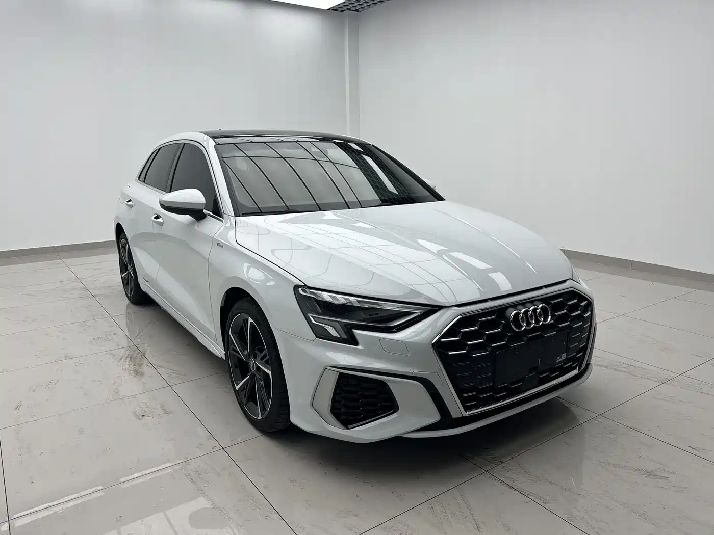 Audi A3 2022 Sportback 35 TFSI Style Sport фото 3