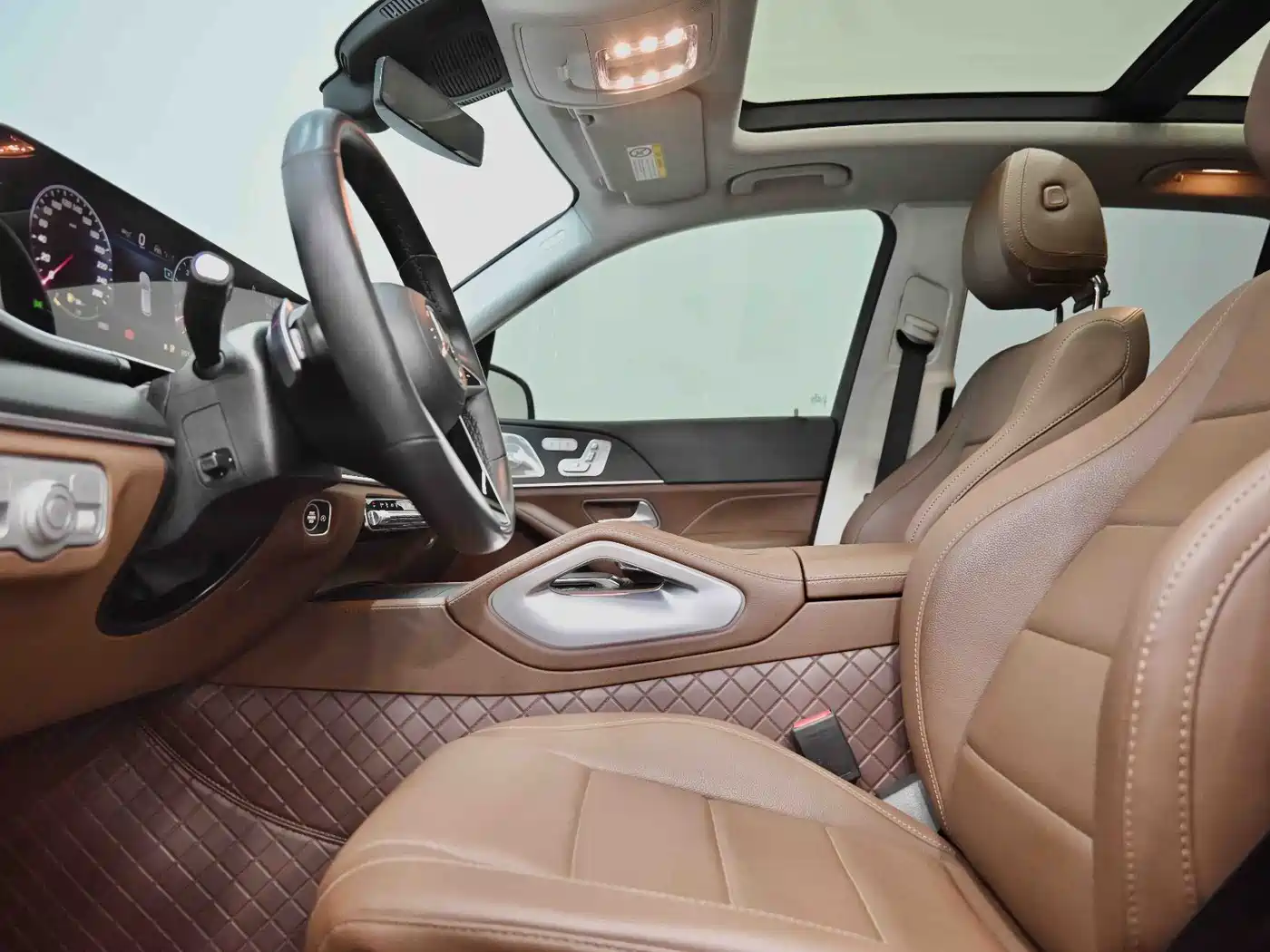 Mercedes-Benz GLE 2024 GLE 450 4MATIC Luxury фото 36