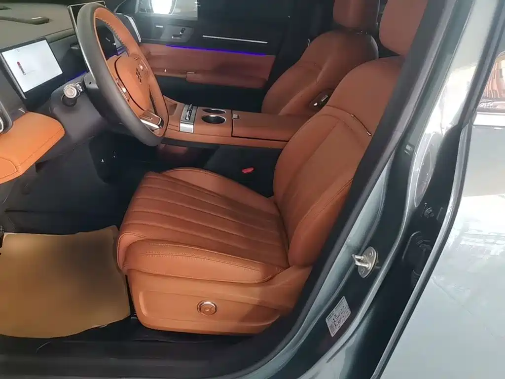 Jetour X70L 2025 2025 2.0T Automatic Flagship 7-Seater