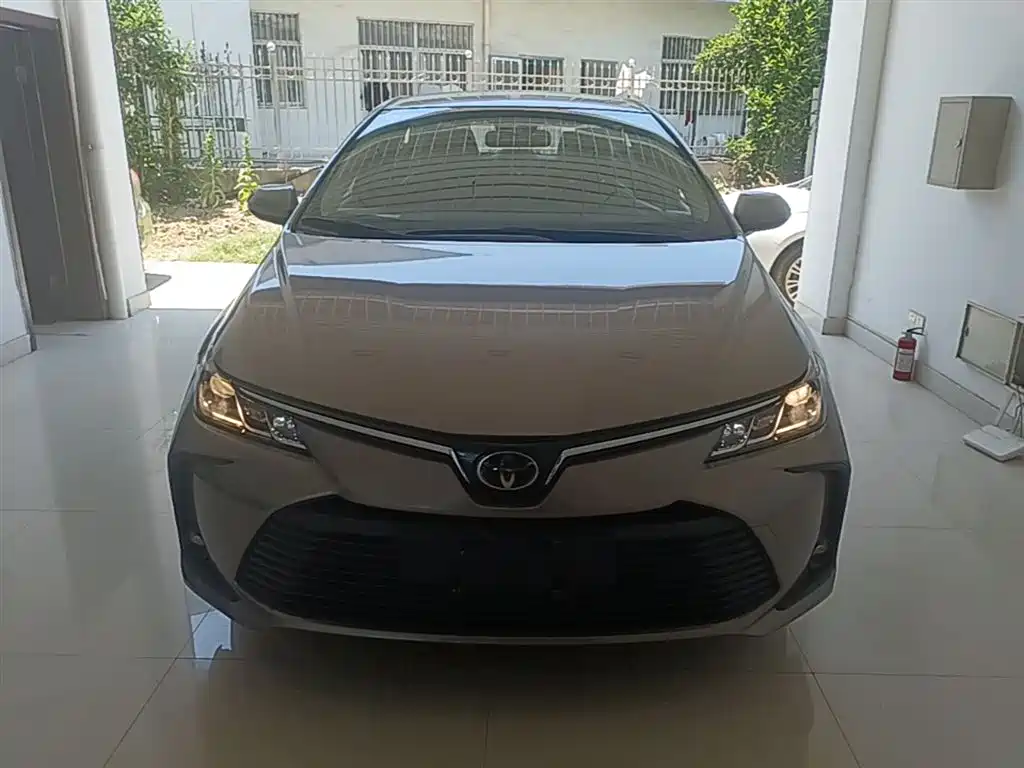 Toyota Corolla 2021 1.2T S-CVT Pioneer Edition фото 3