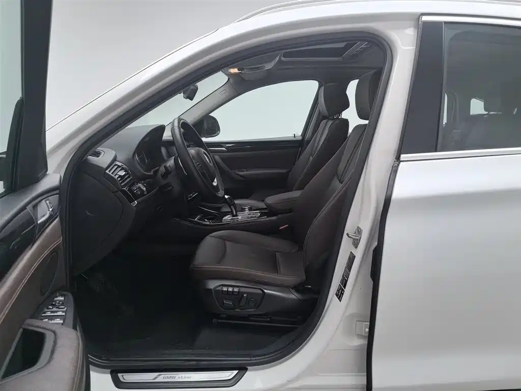 BMW X4 2014 xDrive20i X Design Package фото 10