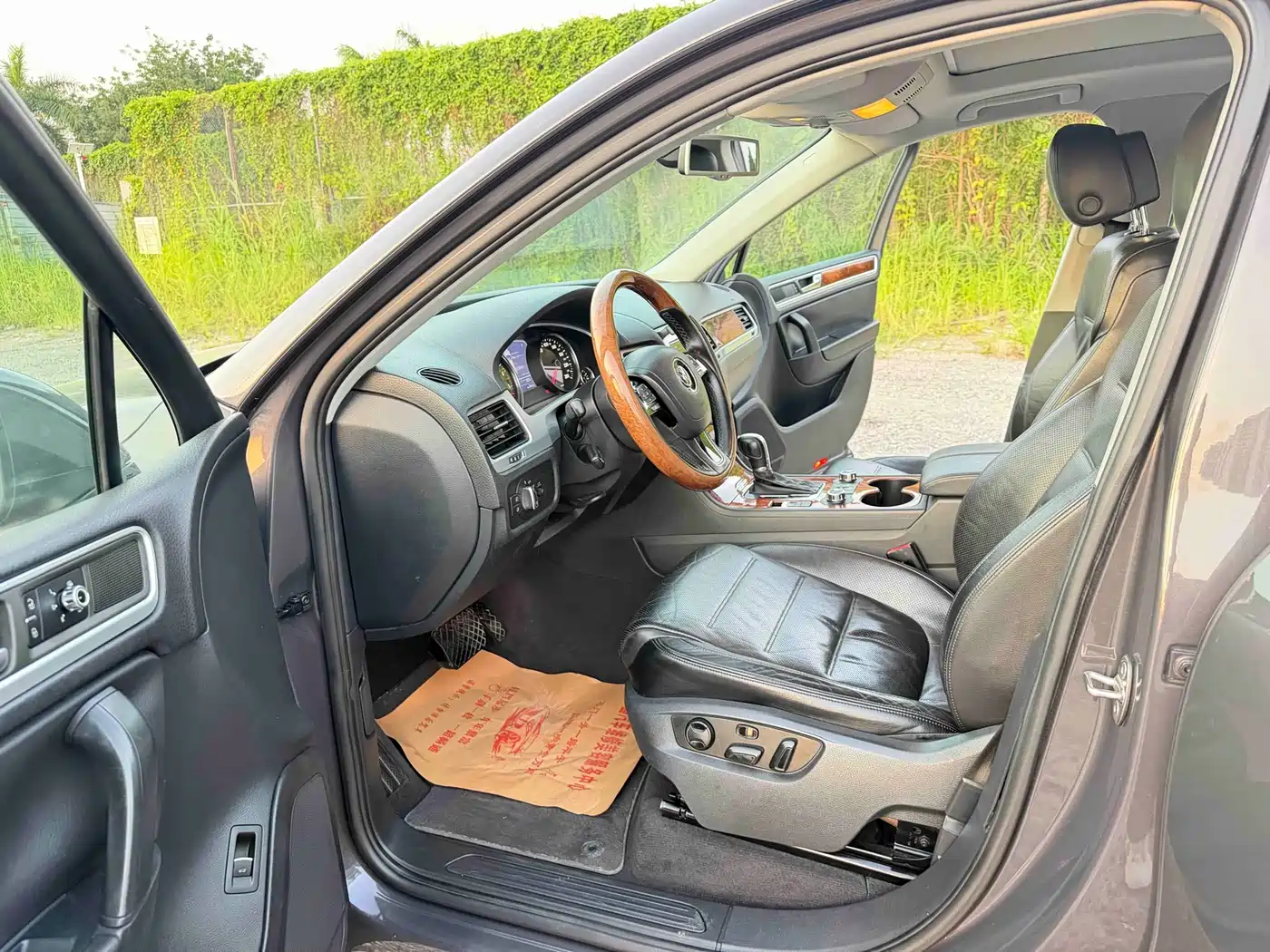 Volkswagen Touareg 2011 3.0TSI Comfort фото 7