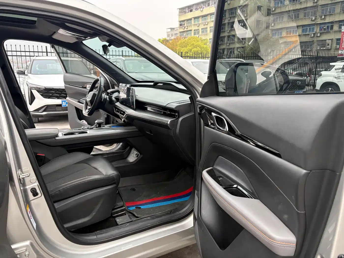 CHANGAN CHANGAN AUCHAN Z6