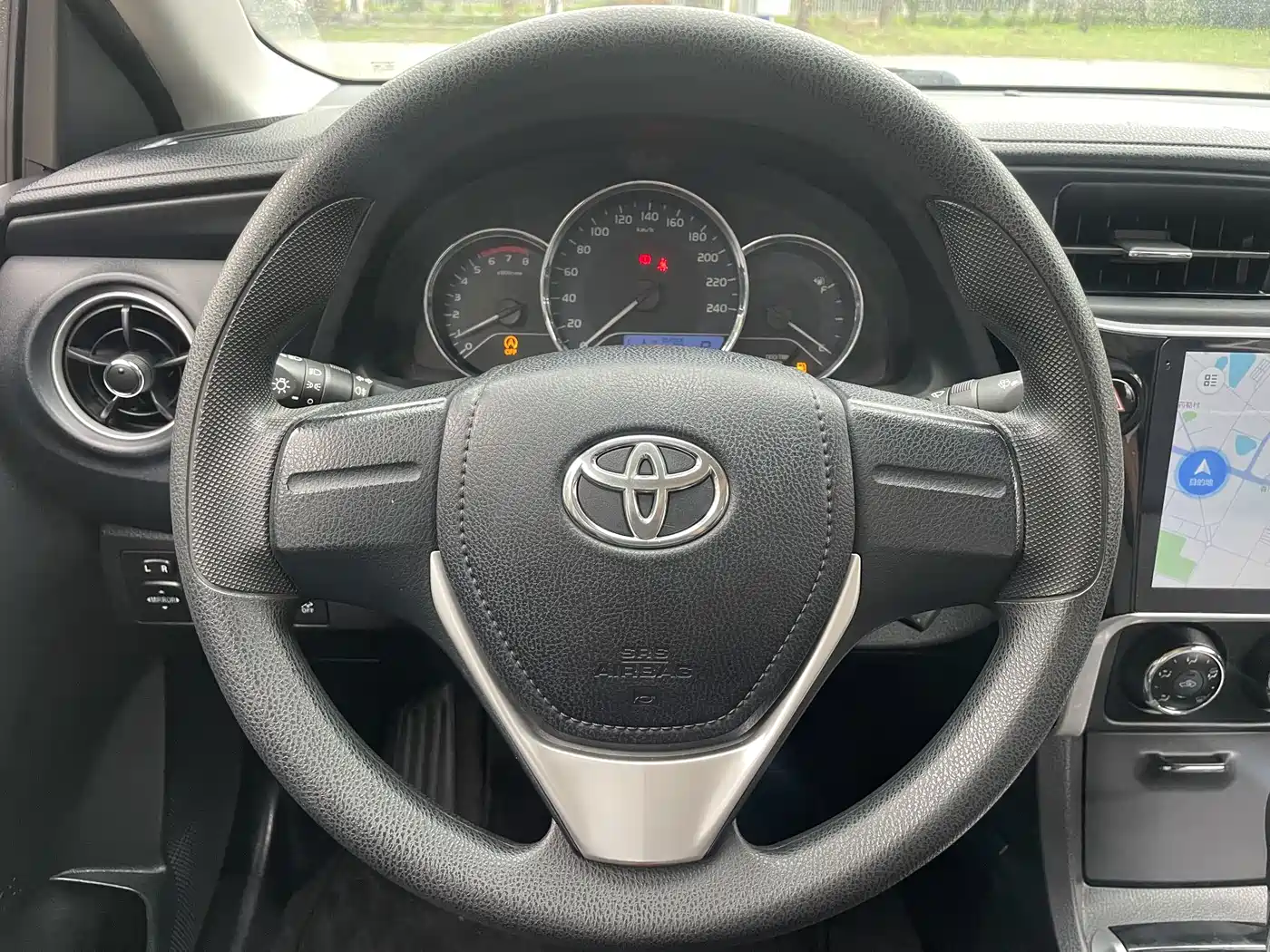 Toyota Corolla 2017 Facelift 1.2T S-CVT GL фото 5