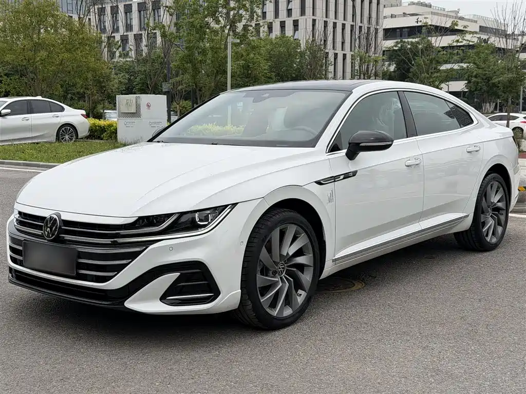 Volkswagen FAW-Volkswagen CC 2024 380TSI Eye-catching Edition фото 2