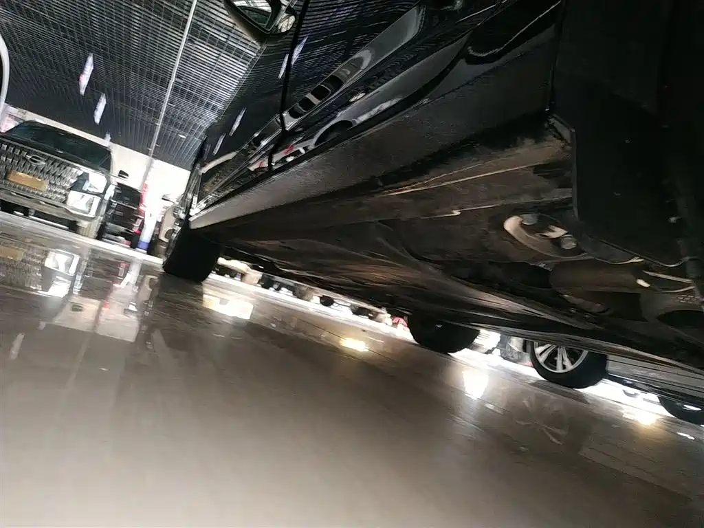 Volkswagen Lavida 2024 Model 300TSI DSG Full Comfort Edition фото 22