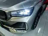 Фото 24 - Geely Monjaro