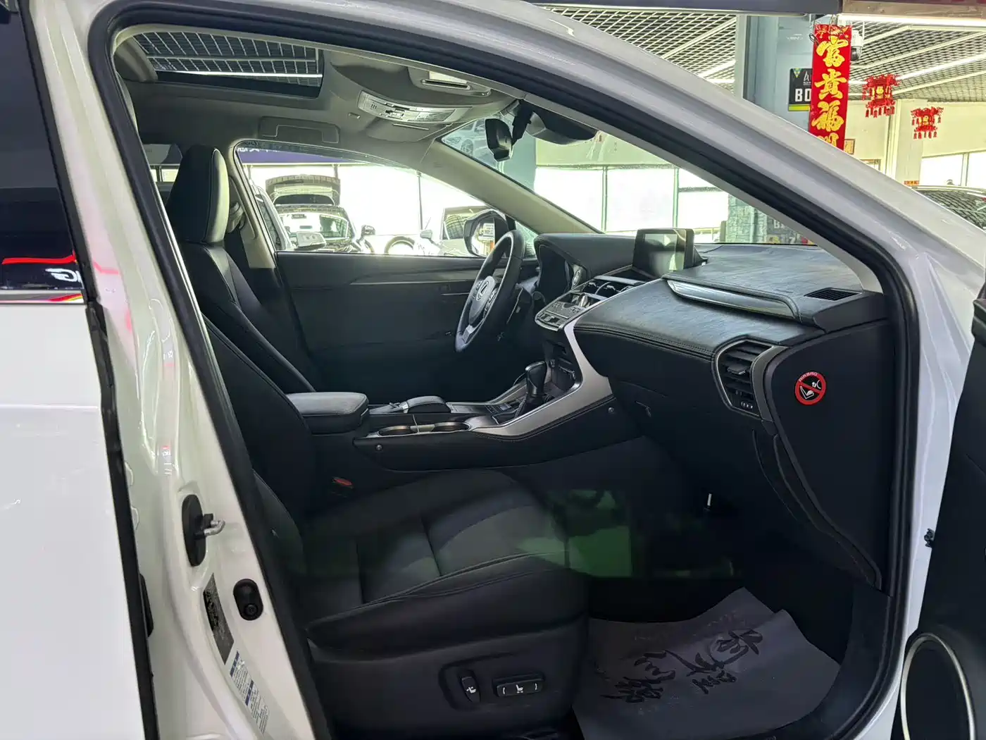 Lexus NX 2020 200 AWD F Sport China VI фото 12