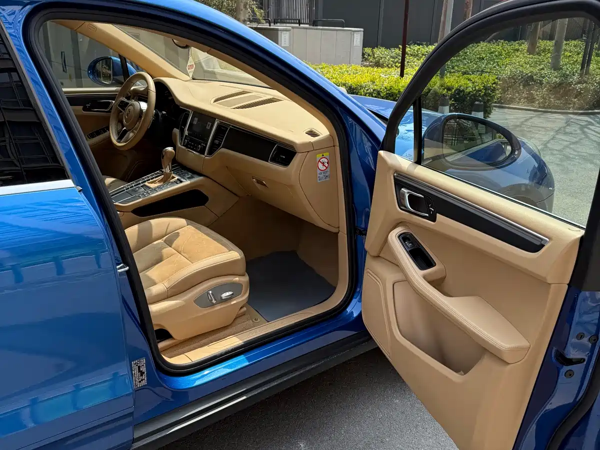 Porsche Macan 2017 Macan 2.0T фото 8