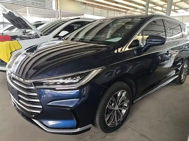 BYD Song MAX Обновлённая, 1.5T, Люкс, автомат, 6 мест