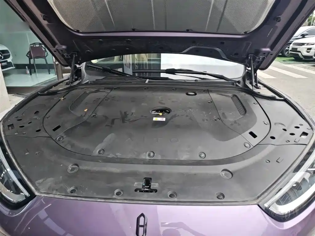 AITO Wenjie AITO M5 2025 Extended Range Ultra AWD фото 20