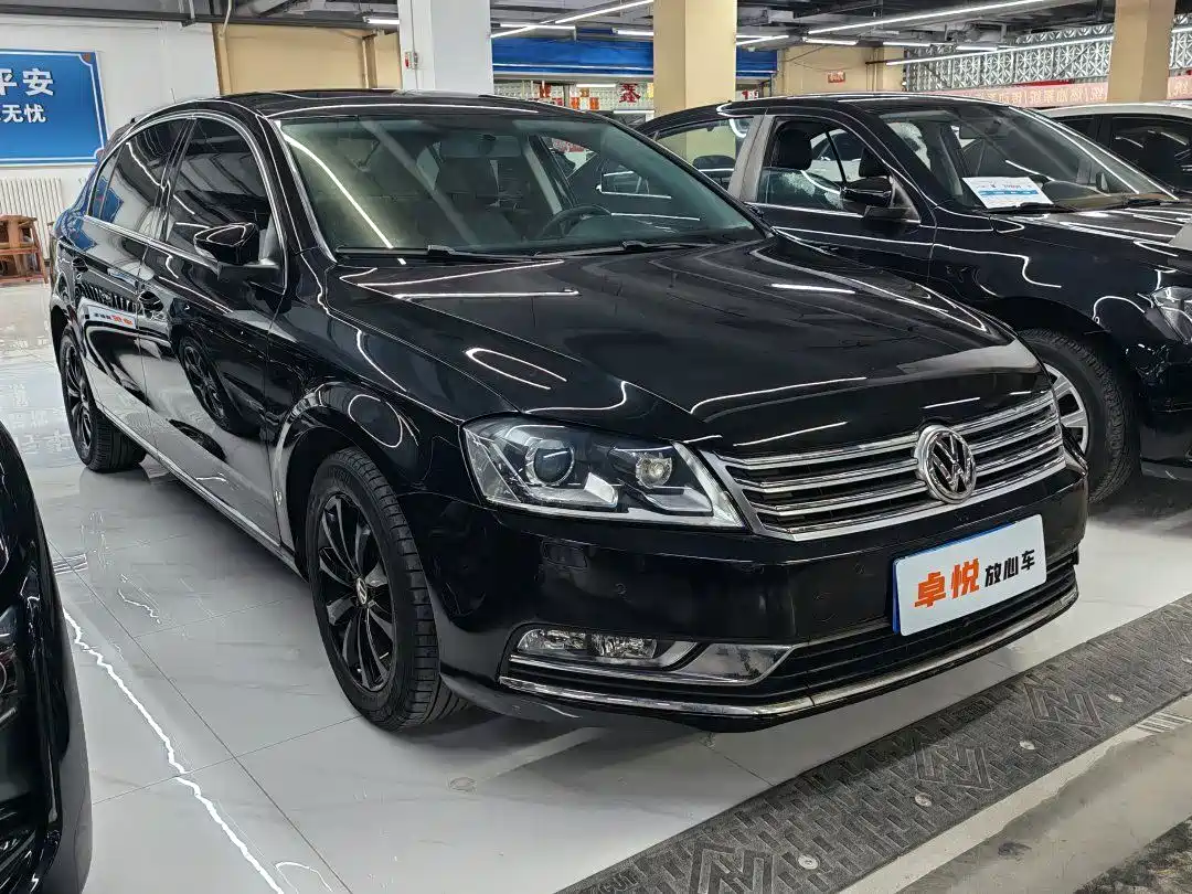 Volkswagen Magotan 2015 1.8TSI Luxury фото 2