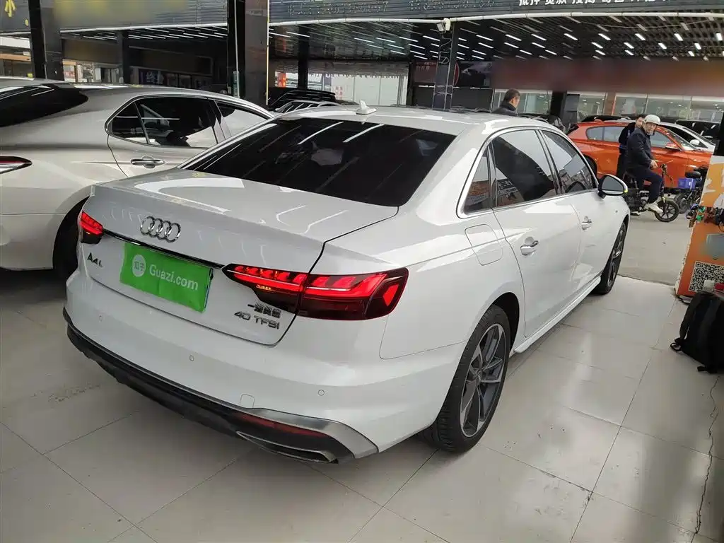 Audi A4L 2020 40 TFSI Fashion Dynamic Edition фото 7