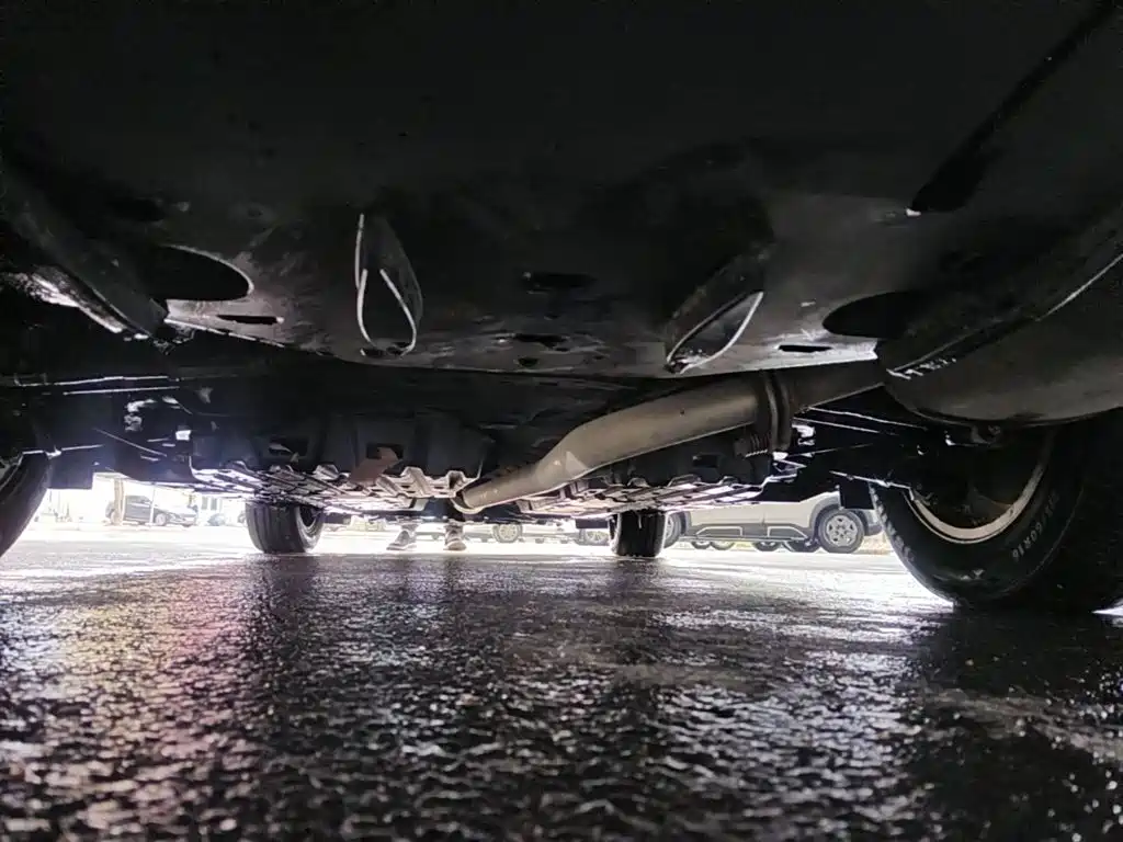 Фото 9 - Toyota Camry