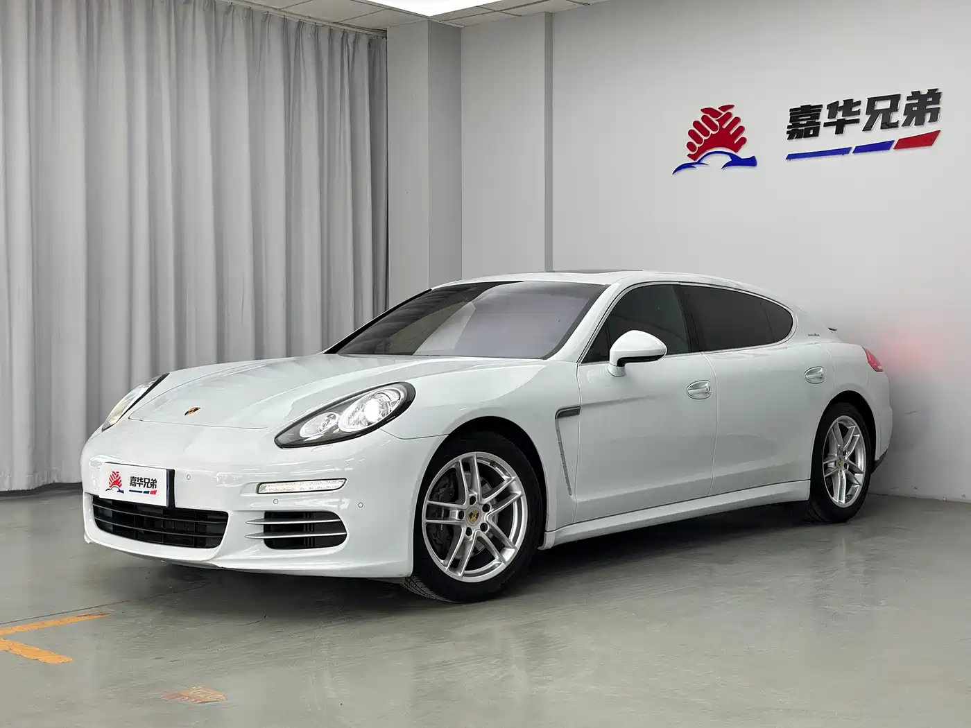 Porsche Panamera 2016 Panamera 4 Executive Edition 3.0T