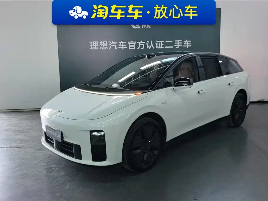 Li Auto i6 2025 2WD Base Model