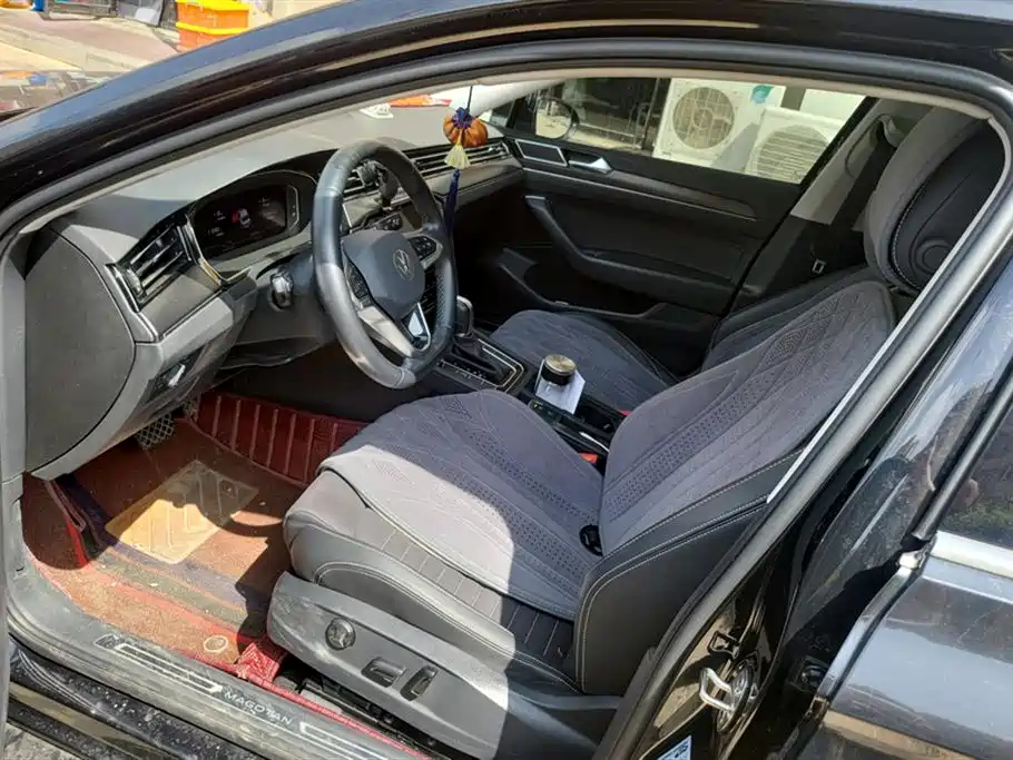 Volkswagen Magotan 2020 380TSI DSG Luxury фото 9
