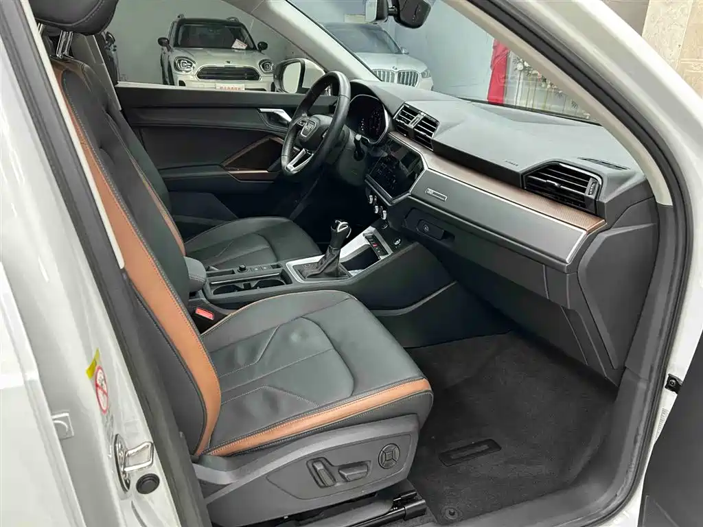 Audi Q3 2023 35 TFSI Fashion Elegance (1.4T) фото 13