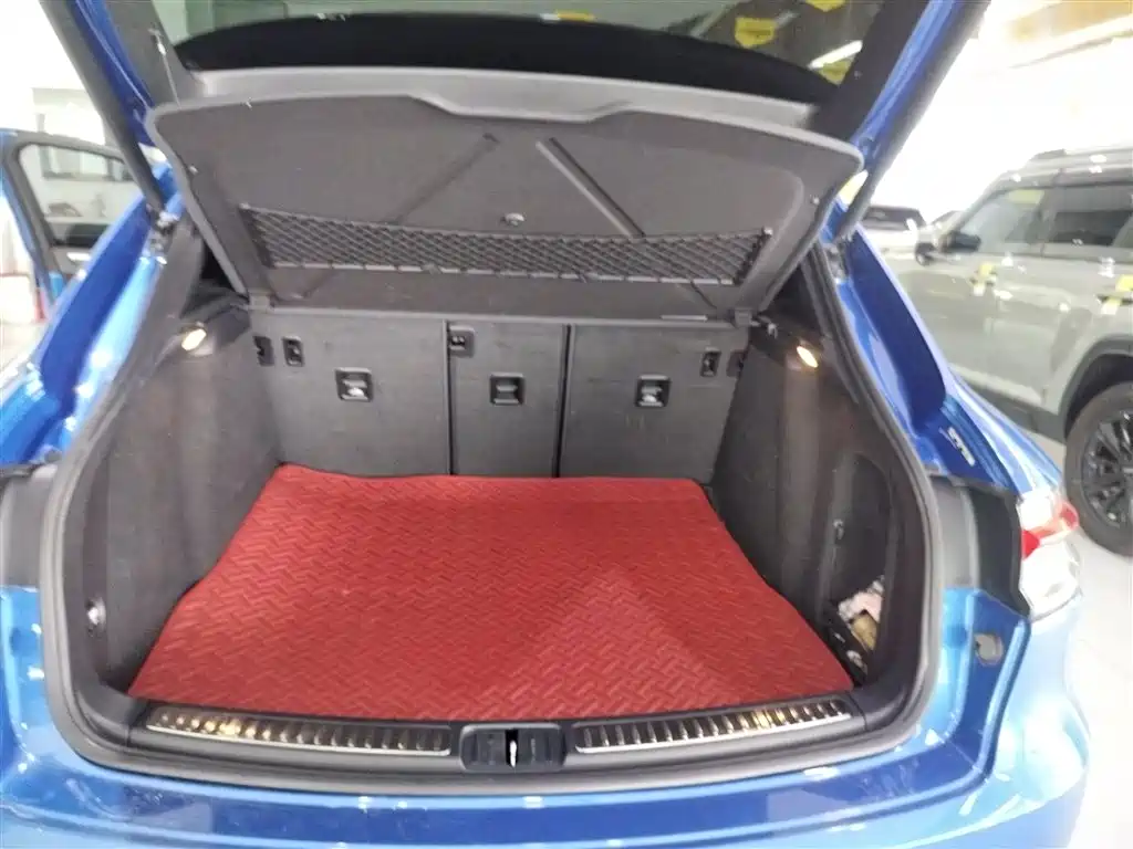 Porsche Macan 2018 Macan 2.0T фото 15