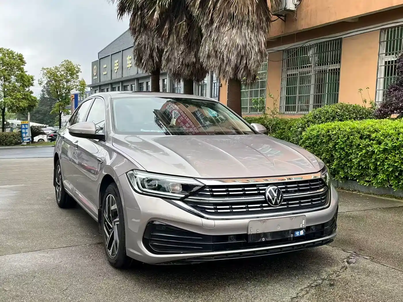 Volkswagen Sagitar 2023 300TSI DSG Surpassing Edition фото 3