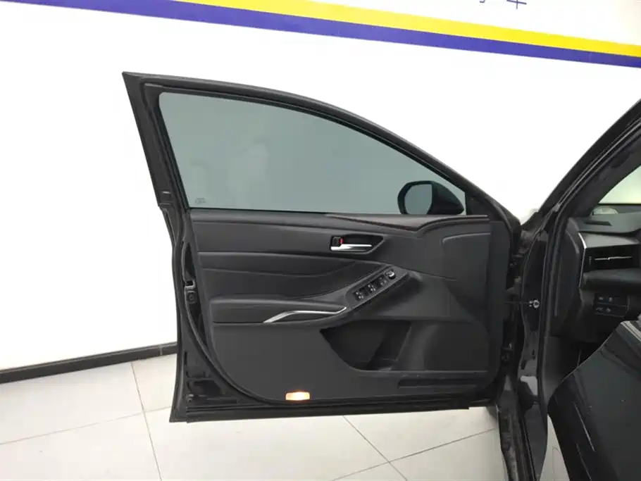 Toyota Avalon 2019 2.0L Progressive Edition (China VI) фото 7