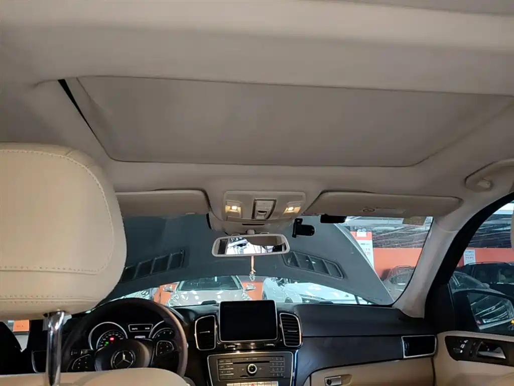 Mercedes-Benz GLE 2015 GLE 400 4MATIC фото 18