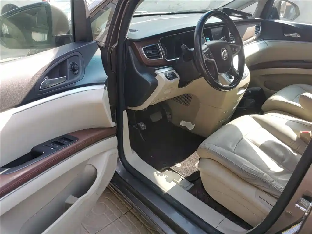 Buick GL8 2017 25S Luxury China V фото 16