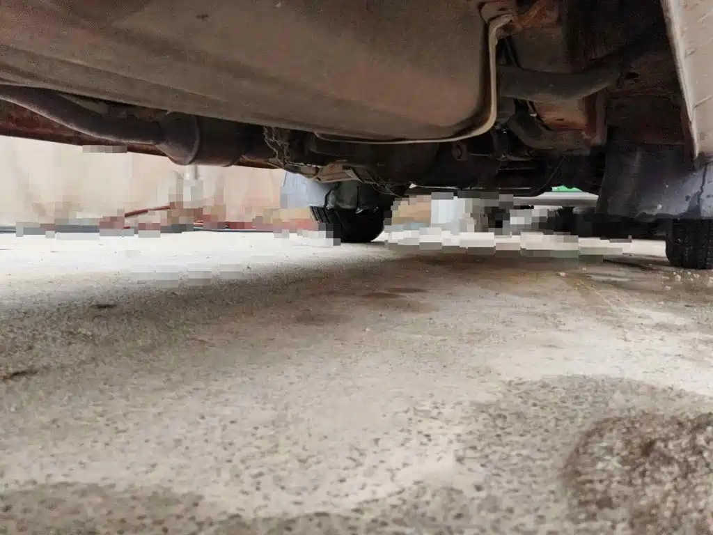 Dongfeng Xiaokang K17 2010 2009 1.0L Base Model AF10-06