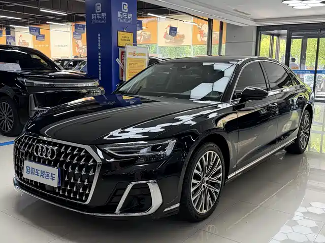 Audi A8 A8L 50 TFSI quattro, Select