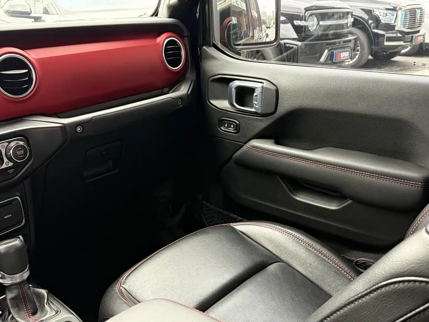 Jeep Gladiator 2024 2023 3.6L Overland