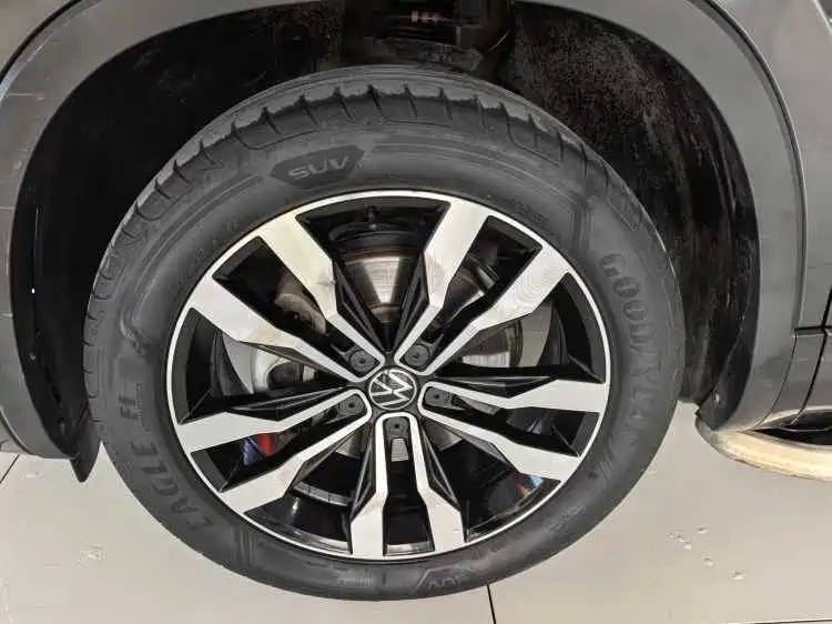 Volkswagen Tayron 2022 380TSI 4WD R-Line Smart Connect Edition фото 16
