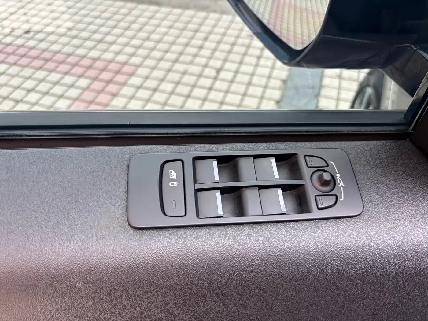 Land Rover Discovery Sport 2021 249PS R-Dynamic S Performance Edition фото 31