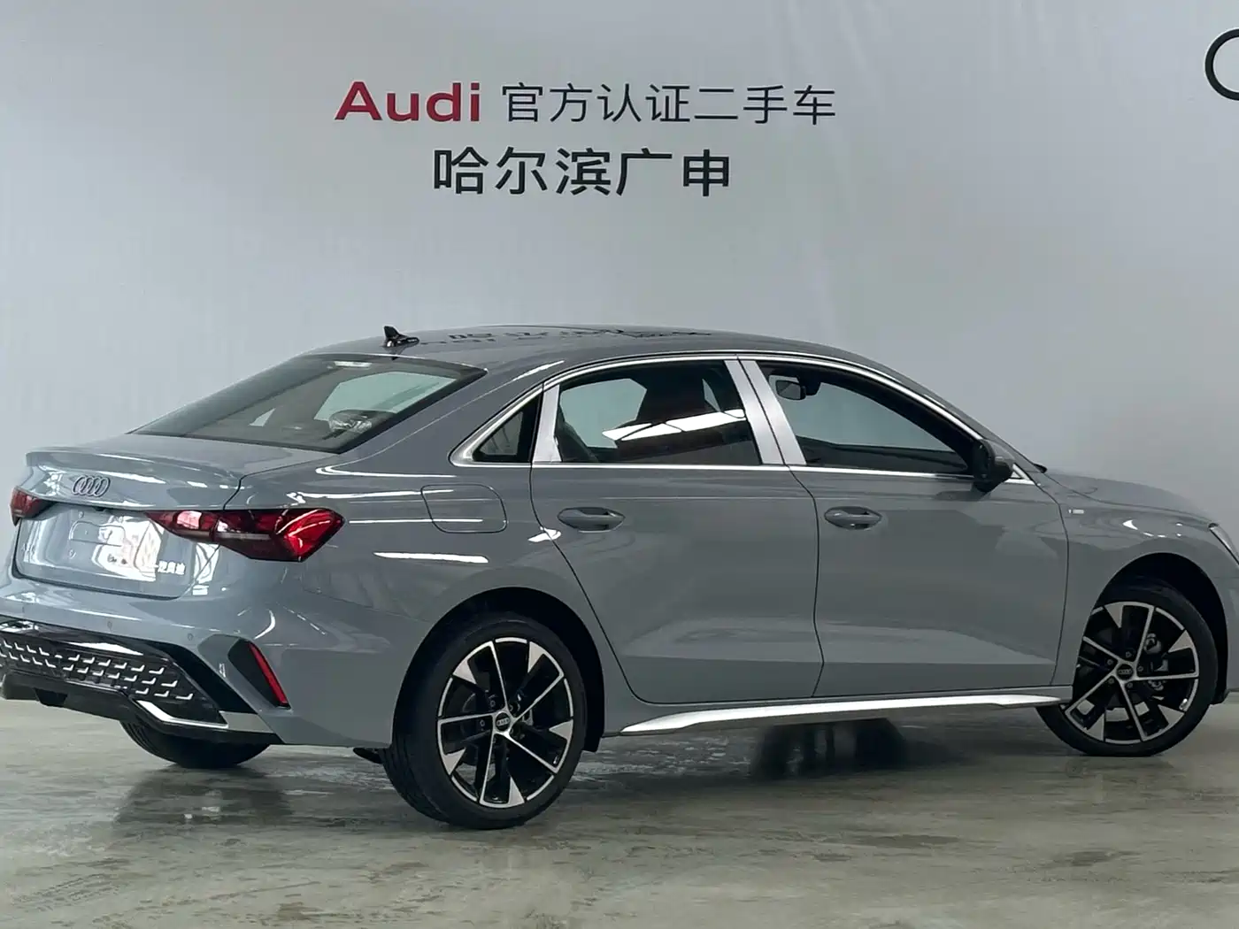 Audi A3 2025 Facelift A3L Limousine 35TFSI Flying Spur Premium фото 2