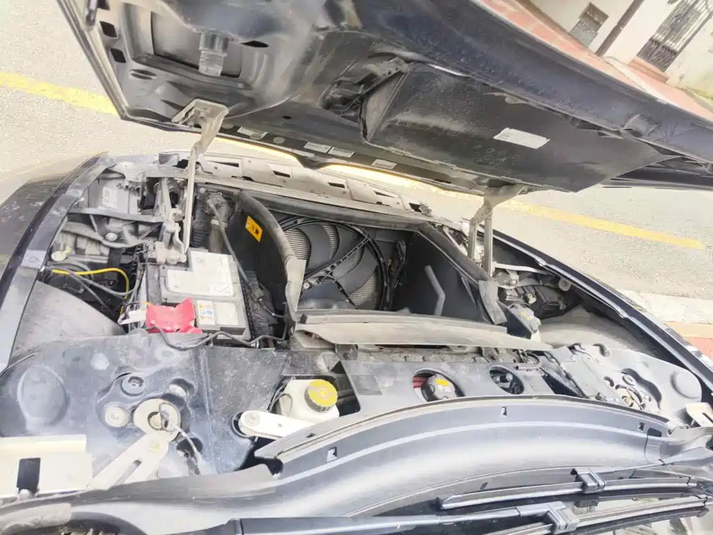 BMW i8 2016 2014 Standard