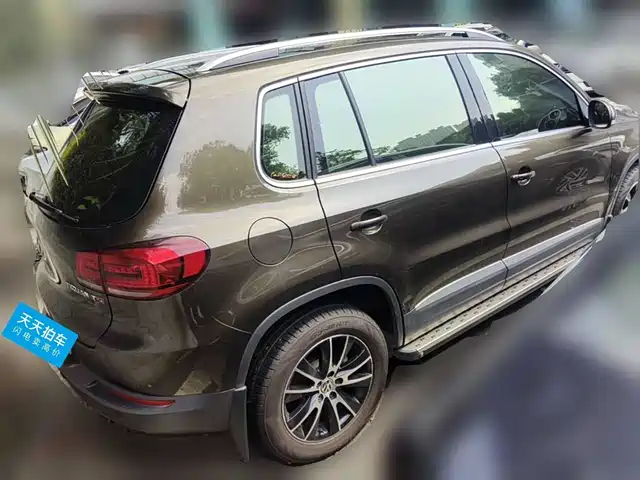 Volkswagen Tiguan 2015 1.8TSI Automatic 2WD Highline — фото 2