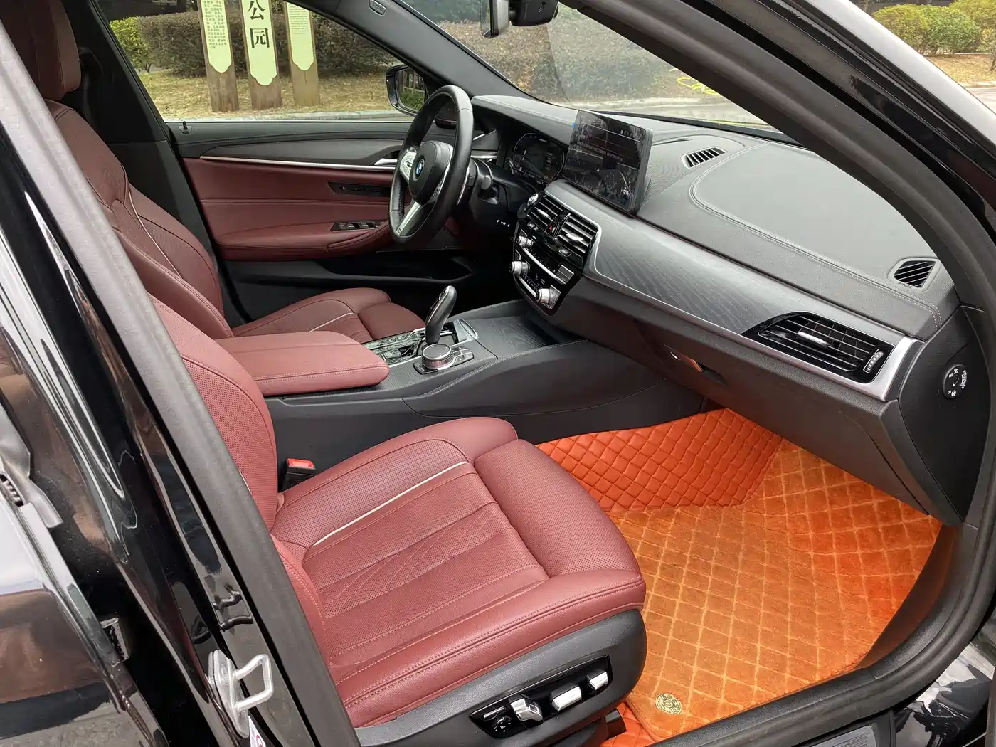 BMW 5 Series 2022 Facelift 530Li Premium M Sport Package фото 17
