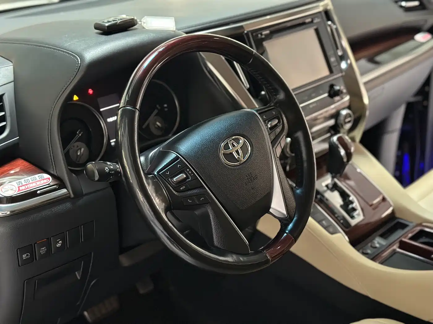 Toyota Alphard 2015 3.5L Luxury Edition фото 7