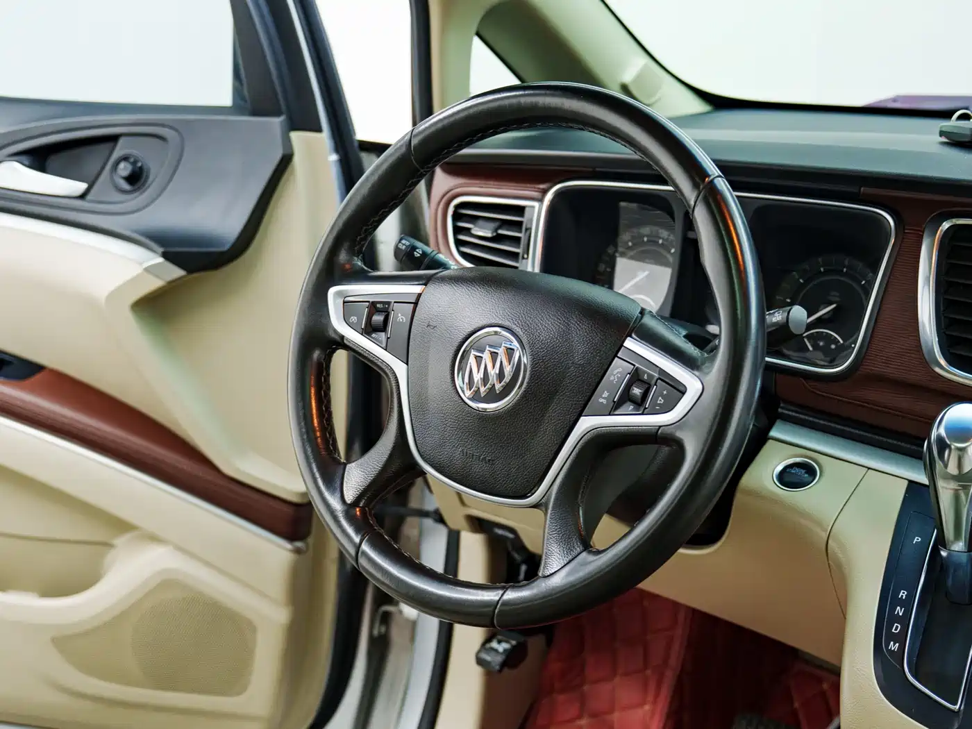 Buick GL8 2017 25S Premium Model China V фото 10