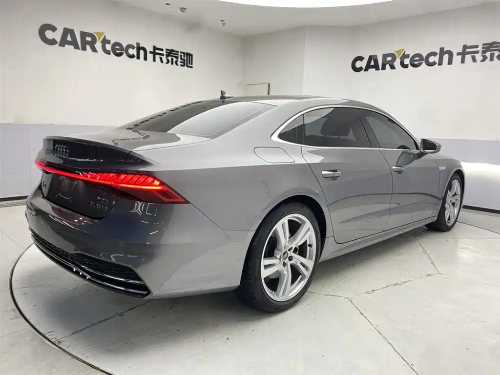 Audi A7L 2022 45 TFSI S-line Future Dream Edition фото 5