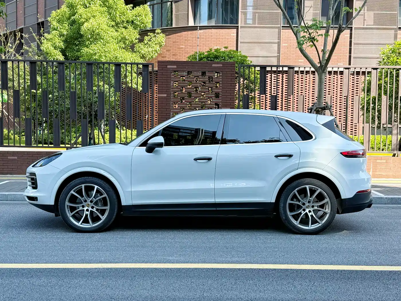 Porsche Cayenne 2019 Cayenne 3.0T фото 3