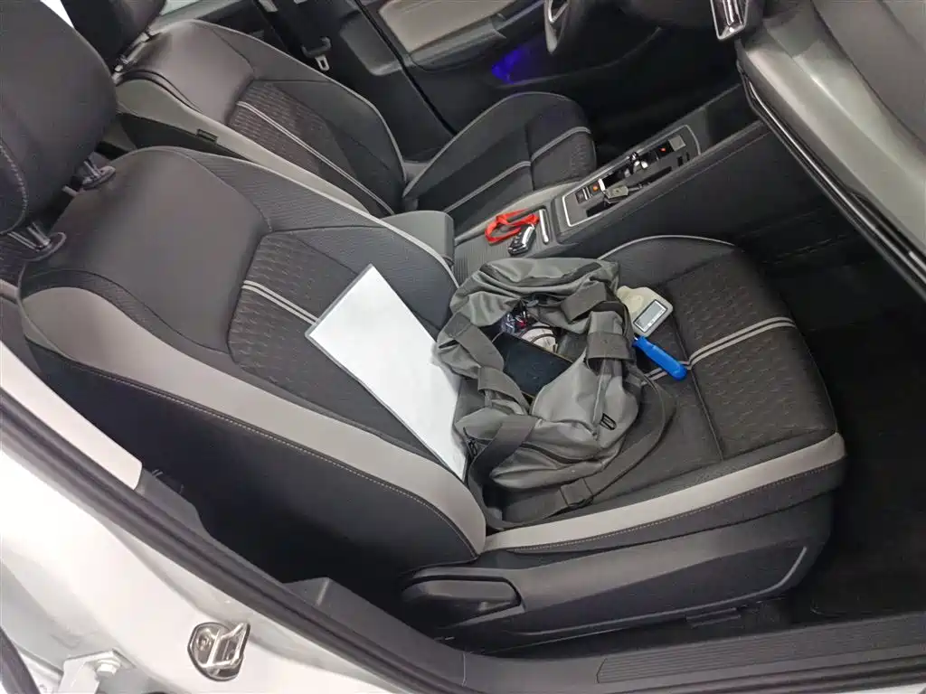 Volkswagen Golf 2025 Facelift 300TSI Pro фото 20