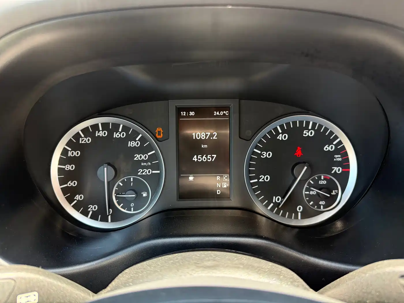 Mercedes-Benz Vito 2016 2.0T Elite 9-Seater фото 5