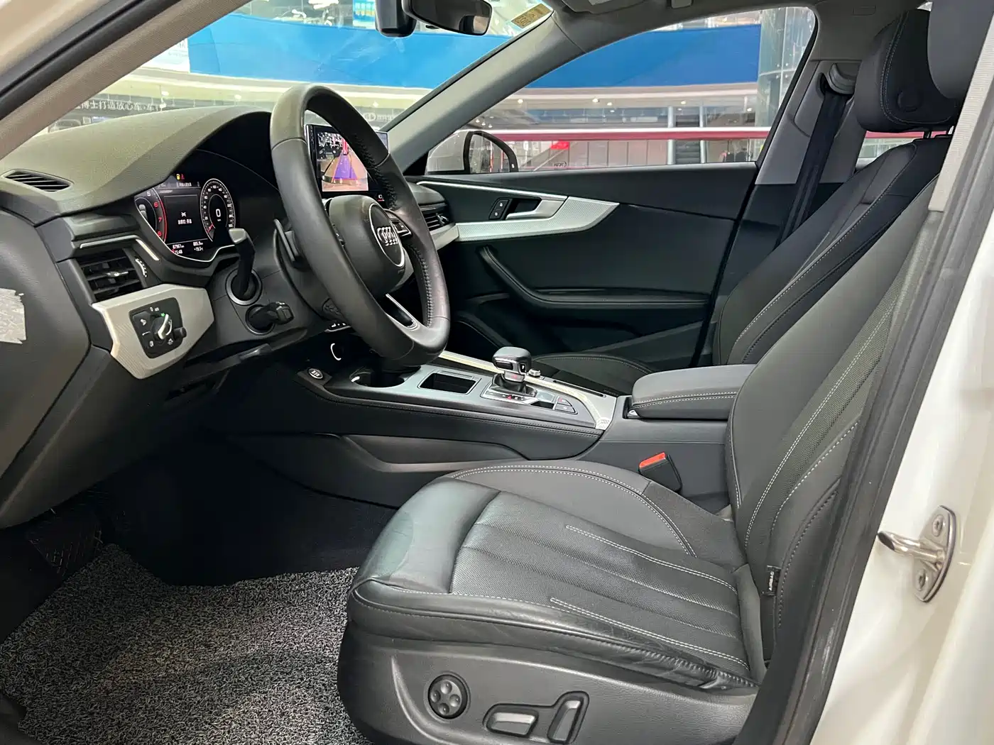 Audi A4L 2020 40 TFSI Fashion Dynamic Edition фото 5