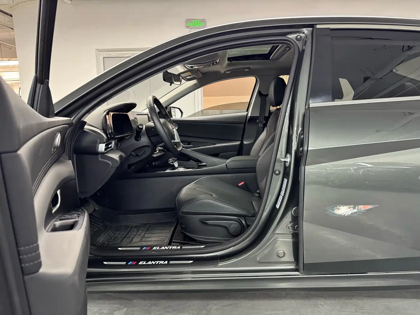 Hyundai Elantra 2023 1.5L CVT GLX Elite Edition фото 4